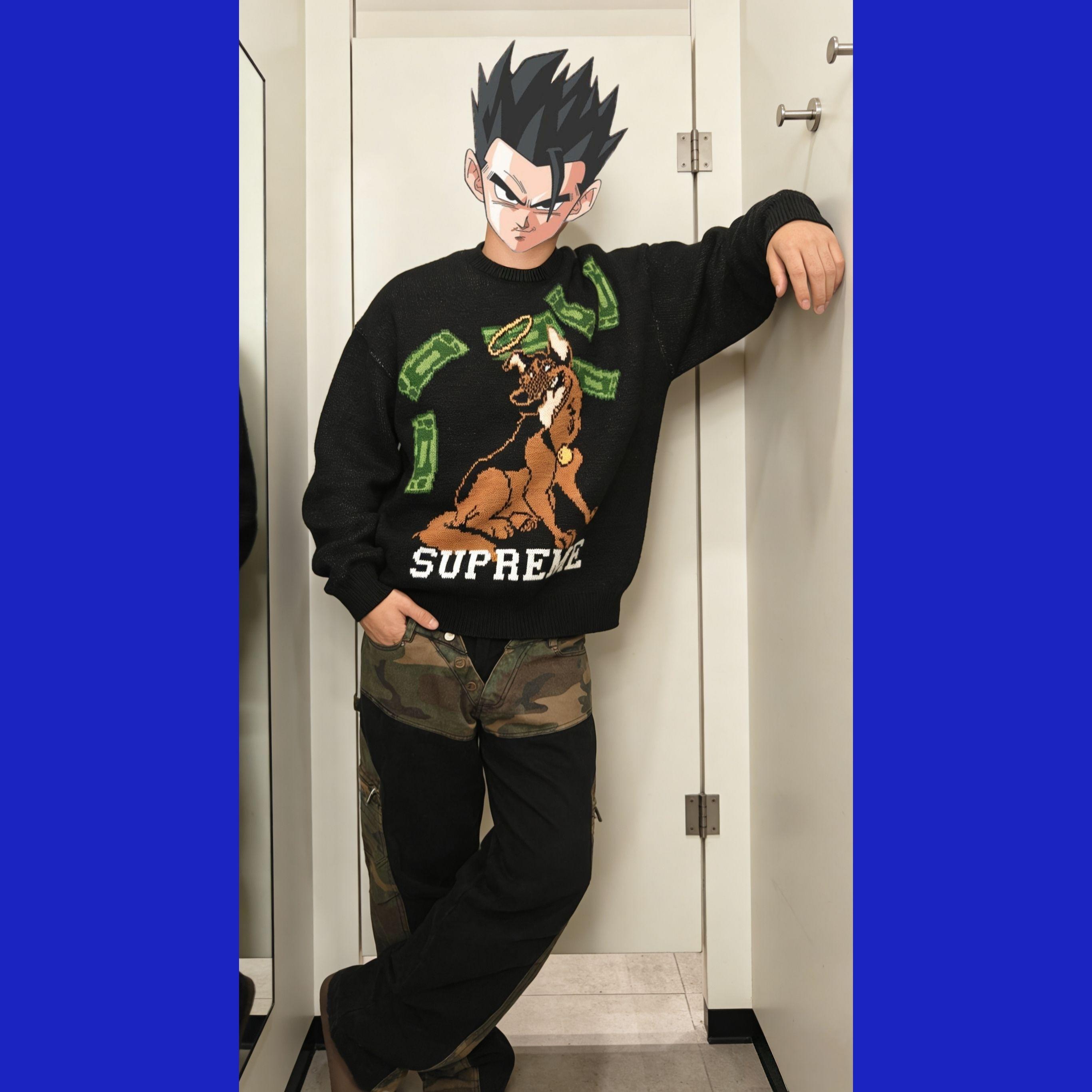 黑毛衣+迷彩裤,把高街风焊在身上,慵懒又硬核的街头感拉满✨